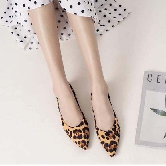 Marc Fisher Analialy calf hair leopard print pointed toe flat 7.5 - Picture 13 of 15